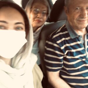 Niki Karimi Instagram - ❤️
اين روزها با ياران عزيز و مهربانم
#gratitude #grateful