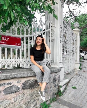 Özge Yağız Instagram - 