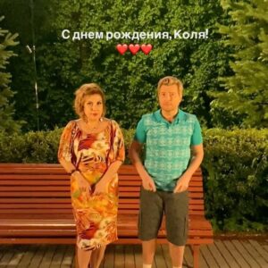Marina Fedunkiv Instagram - С Днём Рождения, главная «Лав Стори» моего лета @nikolaibaskov ❤️😘😍

#маринафедункив #федункив #басков #николайбасков #деньРождения #песня #актриса #певица #юмор #прикол #ржака #песня #Лавстори #Lovestory #лето #море #хит #клип #федункинмаклауд #пожилойблоггер