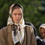 Burcu Biricik Instagram - Ahhh nihayet paylaşacak bir kaç fotoğrafımız oldu 🥳💃 
#fatma 😍❤️🍀
@netflixturkiye @ideafilmcreatives