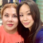 Marina Fedunkiv Instagram - Дорогие друзья! У меня хорошая новость!!! 
Открылся шоу-рум моей любимой корейской косметики, которой я доверяю и которой пользуюсь не первый год 👍🏻 Теперь, правда пока только у москвичей и гостей Москвы, появилась возможность посетить шоу-рум @diiva_beauty, выбрать и попробовать все, что приглянулось. 
Шоу-рум находится по адресу: 
Москва, Дмитровское шоссе 71 Б
(1 мин. пешком от метро Верхние Лихоборы)

Кстати, к каждому заказе @diiva_beauty дарит приятные подарки. 

#маринафедункив #федункив  #косметика  #премьера #юмор #вайн #певица #актриса #федункинмаклауд #пожилойблоггер