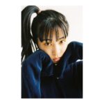 Suzu Hirose Instagram - いっぱい載せるのとってもお恥ずかしいんですけど、本日発売の、本日発売の、本日発売の、(大事かなと思って3回言った)2021年のカレンダーは、お友達にお願いして撮ってもらい、すごく写真可愛いので、、、載せさせて頂きまっす。2枚目ちょこっと写り込んでる　@malaciel ありがとう❤︎楽しかった👩🏼‍🦱
