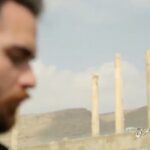 Narges Mohammadi Instagram - داريوش ببين كه فرزندان هنرمند تو برايت از عشق مينوازند
در پايتخت تمدني كه تو بنا نهادي
براي نخستين بار پس از گذشت نيم قرن صداي ساز طنين انداز منزل تو شد

جايي كه روبن اشتاين براي تو از نابغه لهستاني فردريك شوپن نواخت

علي مرعشي
امير حوتيان
امير اقتصاد
حميد مرآتي
و رضا اوحدي

با پيانوي خود برايت عشق سرودند

اين مهم با ياري نواي كلاويه
و زحمات ادريس ناصري به وقوع پيوست

پ.ن:
موسيقي متن
سمفوني زيباي پرسپوليس اثر استاد بزرگ امين اله حسين(آندره)
@alimarashi_piano 
@hootian.amir 
@amir.eghtesad.piano 
@reza_ohadi 
@hamid.merati.piano 
@edrisavaaz 
@pianonava_official 
@feurich_vienna 
@navayeclavier 
@aminpd 
@reza_poustdouz
@alireza_safarnejad