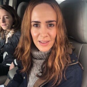 Sarah Paulson Instagram - GET IN!! The mom-mobile is leaving and #RunMovie is OUT on @Hulu!