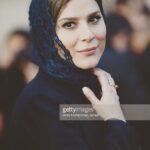 Sahar Dolatshahi Instagram - از سری جلسات نمایش و نقد فیلم های منتخب فجر۳۴

جمعه ۲۱ اسفند : «نیمرخ ها» اثر زنده یاد ایرج‌کریمی برنده جایزه بهترین فیلم هنر و تجربه جشنواره فجر با حضور سحر دولتشاهی بازیگر و امیر پوریا منتقد و‌مدرس سینما
ساعت ۱۹:۰۰؛ پردیس چارسو.
تهیه بلیت از سایت پردیس چارسو.  به اميد ديدار 🌹