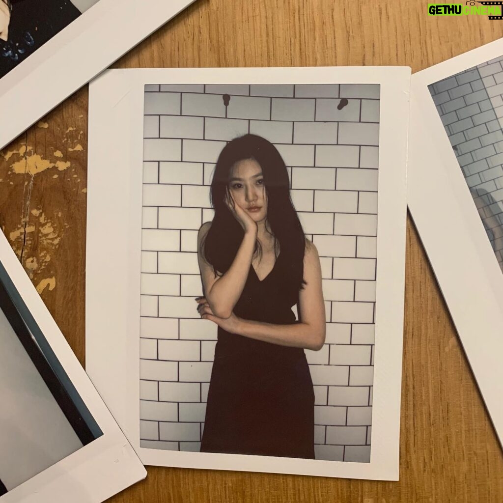 Kim Sae-ron Instagram - 🖤