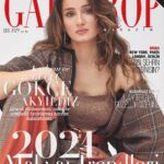 Gökçe Akyıldız Instagram - @gardiropmagazin Ocak sayısı✨ 
Genel Yayın Yönetmeni: @gulay_ozdemir 
Fotoğraflar: @serhathayri
Videografi: @vastistanbul
Moda Direktörü: @caglakucukdereli 
Styling: @irmakozdener
Saç ve Makyaj: @mesut.ozuzun 
Prodüksiyon: @mine.gunduz
Fotoğraf Asistanı: @ugursariduran

@nutekstudio @gardiropmagazin @onemgunalagency