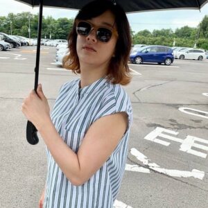 Asami Mizukawa Instagram - 報告させてくださいな🗣
TAMA映画賞、報知映画賞に続き…
昨年の12月にヨコハマ映画賞の主演女優賞
昨日、毎日映画コンクールの女優主演賞をいただきました。
ありがとうございます。
嬉しい。
賞をいただくと、作品と長く関わる事が出来るからこれまた喜びです。

3枚目からの写真は撮影時のチカちゃんと愛しき贅肉達をお届けします🔻笑