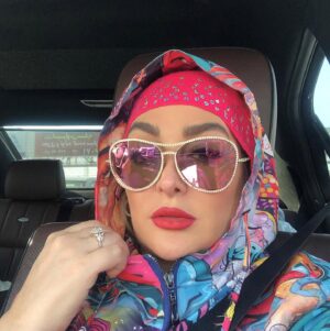 Elham Hamidi Instagram - .
به لطف خداوند در آنچه براى من اتفاق مى‌افتد هميشه خيرى نهفته است .
خدايا شكرت 🙏🏻
.
.
.
#elhamhamidi #الهام_حمیدی #خدا
