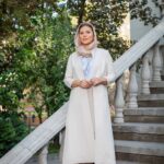 Sahar Dolatshahi Instagram - 🍂🍂🍂 بايد به زندگي اعتماد كرد.  خوشبخت و سرحال باشين . 🍁 عكس از عليرضا تجويدي