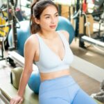 Jennylyn Mercado Instagram - Sweating extra comfortably in my seamless @avonph flexiwear. Coming soon!🙊
