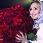 Elham Hamidi Instagram - در شب اکران خصوصی فیلم ،  ما همه گناهکاریم ، ساخته آقای ناظر ، کلی از حضور دوستان و میهمانان خوشحال شدم و ممنونم  که با هم به تماشای این کار نشستیم و خوشحالم که مورد استقبال قرار گرفت ، جا داره تشکر ویژه  کنم از دوست خوبم خانم نوروزی بابت دسته گل که چه عرض کنم گل های زیباشون که به تعداد سال تولدم بود  و تولدش از همین جا تبریک می گم و براش بهترین ها رو آرزو می کنم #فیلم#اکران_خصوصی#ما همه گناهکاریم # سینما_آزادی#