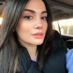 Özge Yağız Instagram –