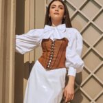 Özge Yağız Instagram -