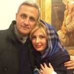 Elham Hamidi Instagram - غم از دست دادن عزيز و آنهم يكي از عزيز ترين هاي آدم يعني پدر خيلي دردناكه واقعا شاهد بودم نيوشاي عزيزم براي بهبود و نجات پدرش از بيماري به همراه خانوادش تمام تلاششو كرد و سنگ تموم گذاشت اما انگار تقدير و سرنوشت اينچنين خواست ، دوست و همكار عزيز و صميمي منو تو غم خودت شريك بدون و تسليت منو پذيرا باش ، شادي روح پدرت و صبر براي شما و خانواده محترمت آرزومندم