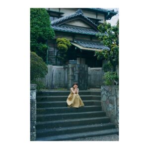 Suzu Hirose Instagram - 週刊文春　原色美女図鑑
好きだなぁ、ぜんぶ
@sampeism 
@kawakitayusuke 
@dodo_chiharu