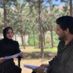 Sahar Dolatshahi Instagram - همراه با آقا بهداد (امیر شایگان)  در حال آماده شدن برای سکانس ٫عکسها رو آقا شاه حسینی گرفتن 💙💙 #میخواهم_زنده_بمانم