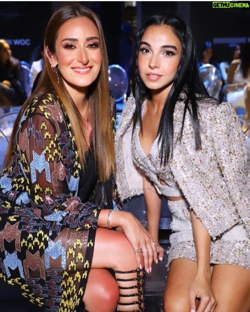 Amina Khalil Instagram - More from the R A M I  K A D I Fashion Show Last Night.. with the beautiful @salmaabudeif Styled by the pro @yasmineeissa Special thanks to @zeinaelnaggar @exi_element @alsagheersalons @marzook_official And incase anyone is wondering, i spent the day in the sun to get “sunkissed” and ended up burning hence the burnt knees 😂😂 #sunblock4life