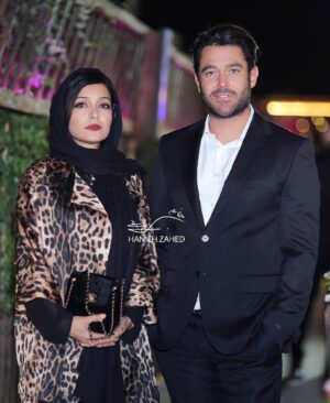Sare Bayat Instagram - .
سوپر استار مهربان سينماى ما،رضاى نازنين،جايزه ویژه هيأت داوران جشن حافظ،مباركِ هوش سرشارت،اَدبت و تلاشت...باشه🙏
.
عکس از حانیه زاهد عزیزم
.
#ساره_بیات
#sareh_bayat #sarehbayat