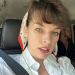 Milla Jovovich Instagram - Nothing like a new hair tie to make mama feel like “posting a selfie cute”😘