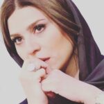 Sahar Dolatshahi Instagram - سخن عشق نه آن است كه آيد به زبان  ساقيا مى ده و كوتاه كن اين گفت وشنفت