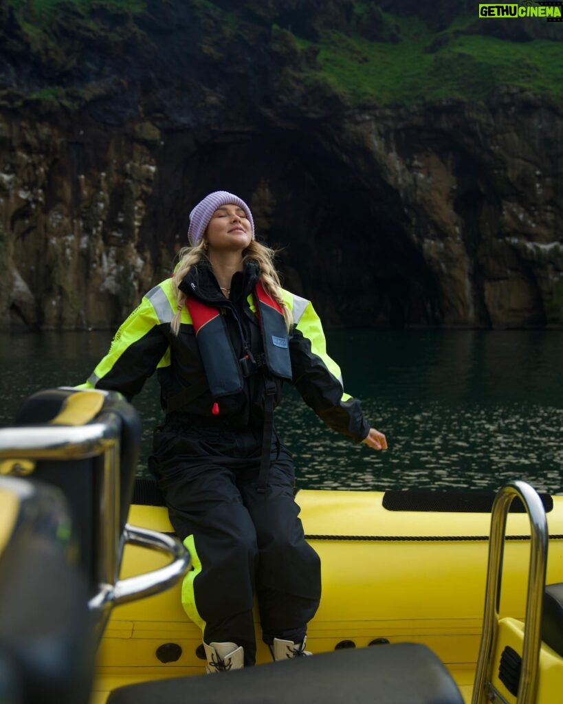 Kinsey Wolanski Instagram - The only way up to the Westman islands is climbing this rope, would you go?