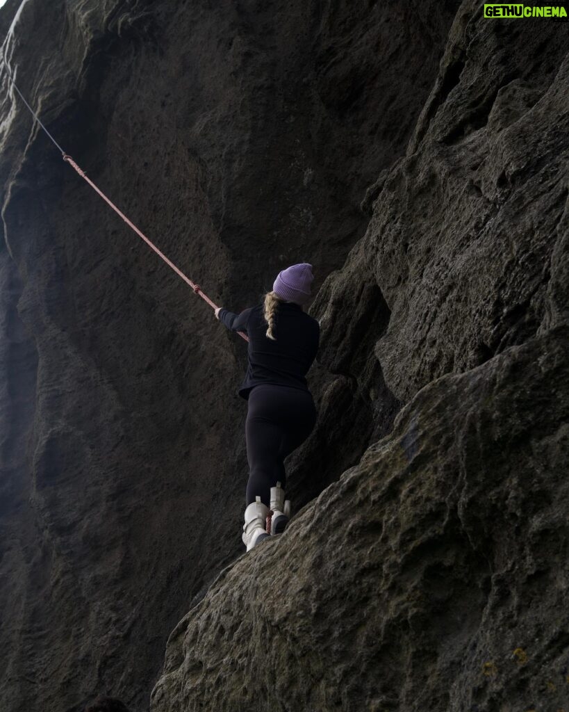 Kinsey Wolanski Instagram - The only way up to the Westman islands is climbing this rope, would you go?