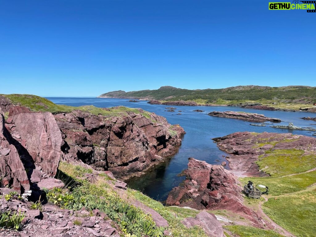 Milla Jovovich Instagram - What an insanely magical experience we had staying in the gorgeous town of Bonavista #newfoundland! Our cabin was literally heaven. Every morning I would wake up an hour before my daughter @everanderson just to sit on the porch and stare at the sea, drink my tea and do a crossword. After Ever finished work on her new movie #peterpanandwendy in the evening, we would go for walks, climbing the rocky cliffs leading down to the ocean. I loved watching her jumping from rock to rock, scrambling around like a little gazelle. At this time of year the weather has been incredible, the wind is fierce but warm, both exhilarating and relaxing. It’s really been unforgettable getting to know this gorgeous, rugged bit of paradise. Thank you to all the wonderful people of this community for welcoming us with open arms!✨