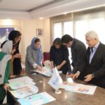 Sahar Dolatshahi Instagram - امروز در دفتر برنامه جهانی غذا سازمان ملل متحد در ایران به عنوان هیئت داوران مسابقه نقاشی کودکان پناهنده شرکت کردم و نهایتا از میان 6000 نقاشی بسیار زیبا، موفق به انتخاب 30 اثر به مناسبت سی امین سال حضور این سازمان در ایران شدم. 
آثار برگزیده در طی مراسمی به فروش خواهد رسید و عواید آن مستقیما برای هنرمندان کودک و نوجوان ارسال خواهد شد. براى آشنايي بيشتر با اين سازمان حتماً به صفحه اشون در اينستاگرام سر بزنين.  با تشكر از دوستان عزيزم ويشكا آسايش و ليلى رشيدى كه از همراهيشون مثل هميشه لذت بردم. 
صفحه رسمی برنامه جهانی غذا در ایران.  wfpiran@