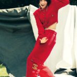 Nana Komatsu Instagram - 🎒🐙🍒🌶🍷🥊
@ellejapan @chanelofficial