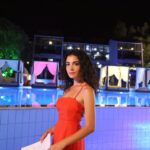 Özge Yağız Instagram - @icimizdenbiridizitv 📒💃🏻