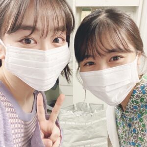 Kasumi Arimura Instagram - 東京公演での楽屋が一緒だった六花ちゃん。いつもゆったりまったりな楽屋は六花ちゃんのおかげでとても居心地が良かった、稽古中から癒しをありがとう💐