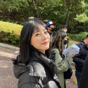 Kim Sae-ron Instagram - 우리는 매일매일
호수랑 여울이🌸