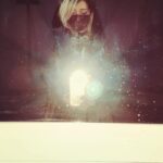 Sare Bayat Instagram - .
برای من،
که همیشه،از تو با خودم حرف میزنم
ماسک اتفاق خوبیه.🤍