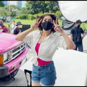 Julia Montes Instagram - Super excited for my behind-the-scenes mini vlog! #BounceBackWithPalmolive 💕 Napanood niyo na ba? Check it out on my Facebook page www.facebook.com/YourJuliaMontes ! 😉