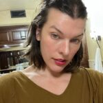 Milla Jovovich Instagram – A little peek into the last week😘 
Now these moments look ideal. And they truly are. And their are a few reasons for that. 1. I have lots of help. I have two INCREDIBLE nannies who have been with my family for years and who are some of my nearest and dearest friends. My father lives with us and is always there. I have amazing friends and family who are constantly around bringing joy to our lives. 2. I have a husband who loves to be home with us and shares all the tough parts of parenting with me. 3. I have a career that I love and that’s been incredibly successful which gives me the financial privilege of spending a lot of time with my family. 4. Because of said privileged life, I have had access to abortion, used it and chose the right time to have children, with the right man. I CHOSE to have children. Because I WANTED them so much. I wanted to be a mother. I wanted to spend time with my family. I could afford children. I was able to live my life to the fullest before having children. They are not a burden but a joy. Because of laws like SB8 in Texas, these choices are now gone for so many women. And the women affected most are the ones living below the poverty line. They don’t have the privilege to wait and have babies when they want them and can truly give them the time and attention they demand. They won’t have the privilege of finishing their schooling and figuring out what they want to do with their OWN LIVES first. It’s heartbreaking. I read so many stories of child abuse and it’s laws like SB8 that will make child abuse statistics soar in the coming decade and longer. It’s staggering to think that in this day and age, people in power can talk about the right to choose when it comes to vaccines, but will dare take the right to choose from women when it comes to child birth. It’s state enforced pregnancy. It’s brutal that something which should be such a blessing is now a curse on so many women who can’t afford to travel out of state for help. Here’s some  links, people and org’s to support:
@abortionfunds
@thepinkhousedefenders
@wholewomans
@sistersong-woc
@plannedparenthood
@sarahsophief 
@rallyandrise
#abortionisessential
#bansoffourbodies
