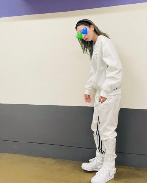 Mei Nagano Instagram - ・
冬の白すき☺︎
#adidasforPrada