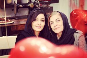 Sare Bayat Instagram - فرشته زیبای من،قلب من،جان من،جهان من...
روز قشنگت مبارک باد♥️
ولادت حضرت زهرا،روز مادر،روز بانوان بر فرشتگان پاک سرزمینم مبارک باد♥️