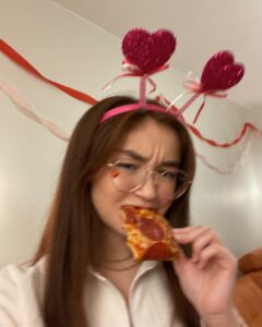 Anna Cathcart Instagram - you stole a pizza my heart