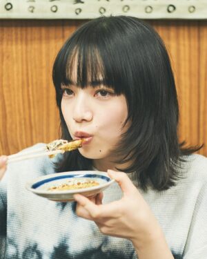 Nana Komatsu Instagram - なんと！ついに！
ガールフイナム　第四弾目が…！
第一弾　小松×焼肉
第二弾　小松×魚
第三弾　小松×山
と来たら…

第四弾　''小松×もんじゃ焼き''💯👏🏻
沢山作って沢山食べて沢山笑いました〜
是非ガールフイナムのページに飛んで
他の写真も見てみてください。
p.s.お好み焼きも入ってます

@girlhouyhnhnm 
#第四弾もんじゃ編#ガールフイナム