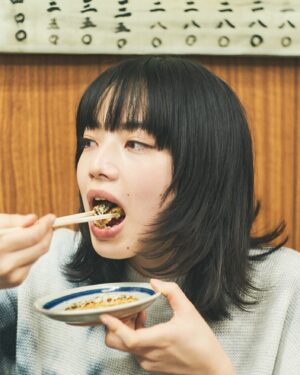 Nana Komatsu Instagram - なんと！ついに！
ガールフイナム　第四弾目が…！
第一弾　小松×焼肉
第二弾　小松×魚
第三弾　小松×山
と来たら…

第四弾　''小松×もんじゃ焼き''💯👏🏻
沢山作って沢山食べて沢山笑いました〜
是非ガールフイナムのページに飛んで
他の写真も見てみてください。
p.s.お好み焼きも入ってます

@girlhouyhnhnm 
#第四弾もんじゃ編#ガールフイナム
