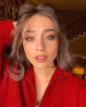 Cemre Baysel Instagram - ♥️