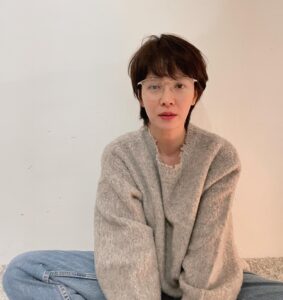 Song Ji-hyo Instagram - 👓
