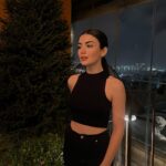 Özge Yağız Instagram -