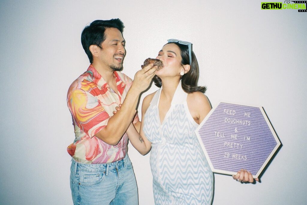 Jennylyn Mercado Instagram - Feed me doughnuts and tell me I’m pretty 🥰

Watch our full maternity shoot BTS — now streaming on my YouTube channel. Find the link in bio!

📸 Shot by the @bjpascual using an old school film camera 💞