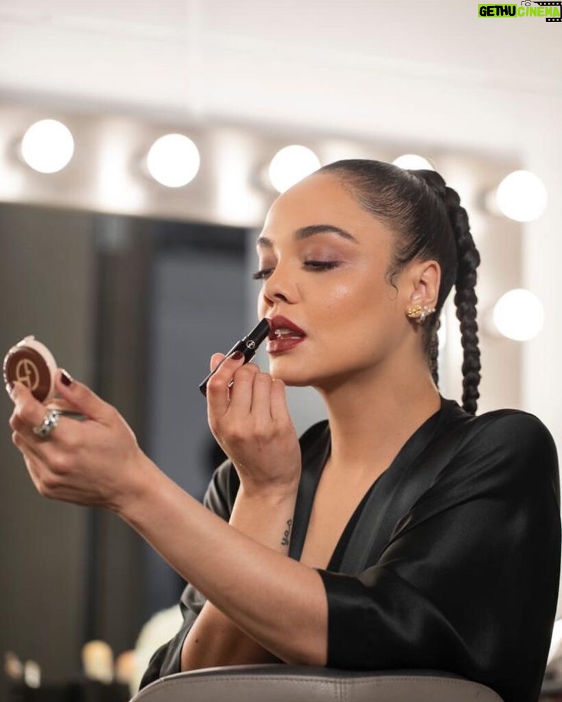 Tessa Thompson Instagram - Last night it was a dream to officially celebrate joining the @armanibeauty family with my extremely cute fam & friends, like a mermaid at a gala! It’s an honor! 

@Armanibeauty #Armanibeauty #ArmanibeautyPartner #ArmaniLipPower