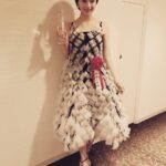Suzu Hirose Instagram - 映画 三度目の殺人で東京スポーツ映画大賞 助演女優賞頂きました。ありがとうございます！！3年連続！！やった！！感謝！！