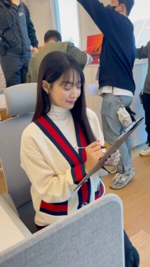 Shin Min-a Instagram - ❤️