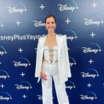 İrem Helvacıoğlu Instagram - Disney 🤍🤍🤍 
#disneyplus #kaçış

Styling: @boreal.brandlifting 
Takım: @zuleyhakuru
Takı: @agjewelery