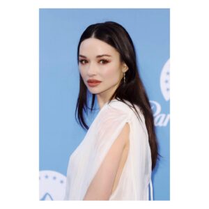 Crystal Reed Thumbnail - 343.2K Likes - Most Liked Instagram Photos